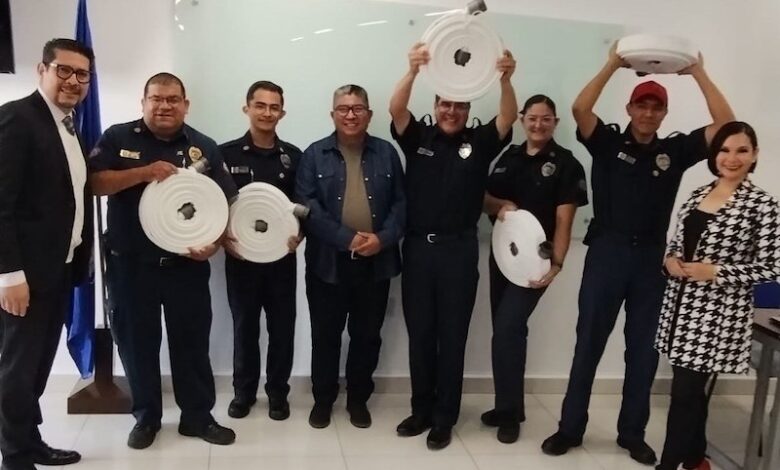 Amigos Empresarios de Michoacán y Bomberos Voluntarios