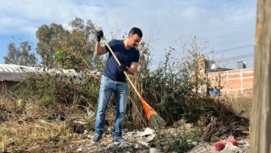 Yankel Benítez en jornada de limpieza