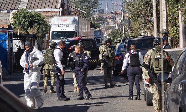 Policías y militares