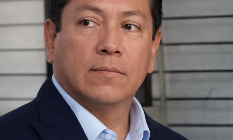 Javier Favela, AMIPAC