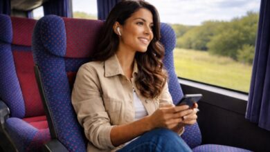 Mujer viaja en autobús