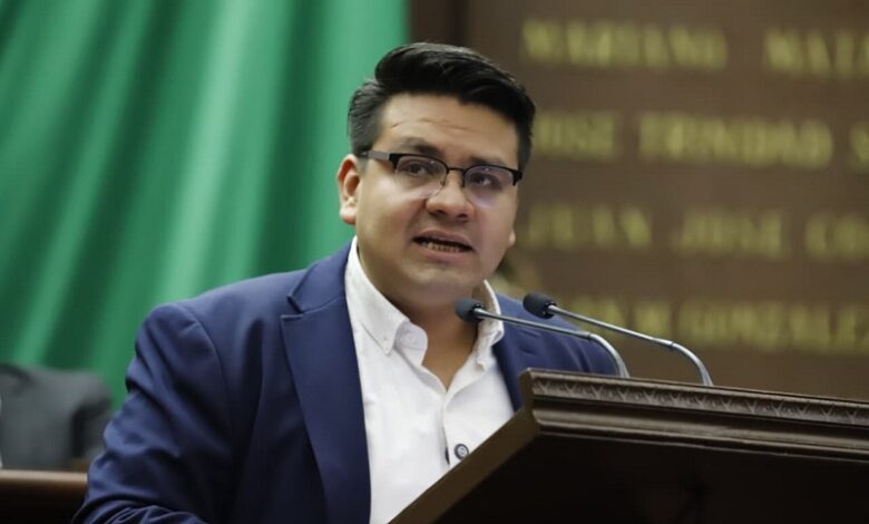 Toño Carreño, Congreso de Michoacán