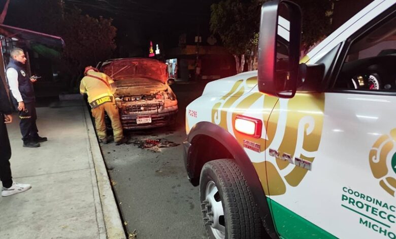 Auto incendiado