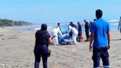 Encuentran cadáver en la playa