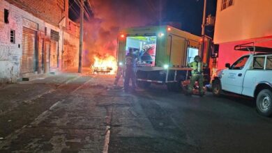 Incendio de auto abandonado