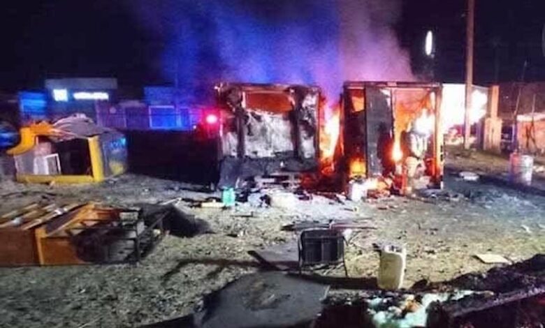 Se incendian las cajas de un tráiler