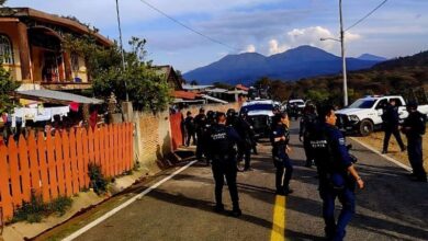Policías tras enfrentamiento