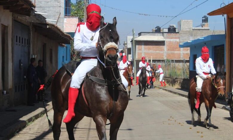 Los Espías a caballo