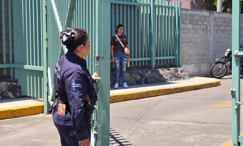 Mujer policía