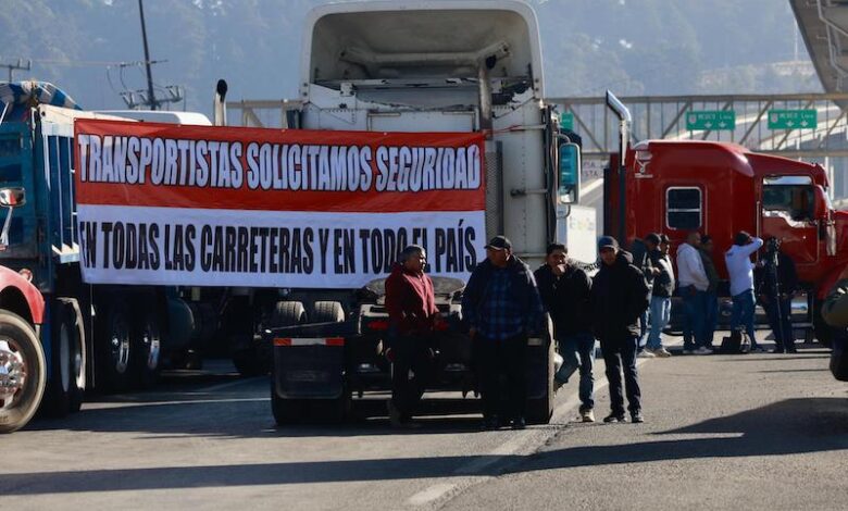 Bloqueos carreteros