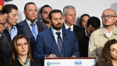 Armando Tejeda Cid con diputados del PAN