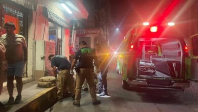 Ambulancia y rescatistas