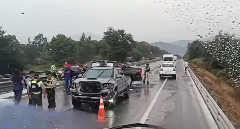 Choque entre camionetas