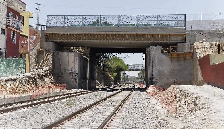 Tren México-Querétaro