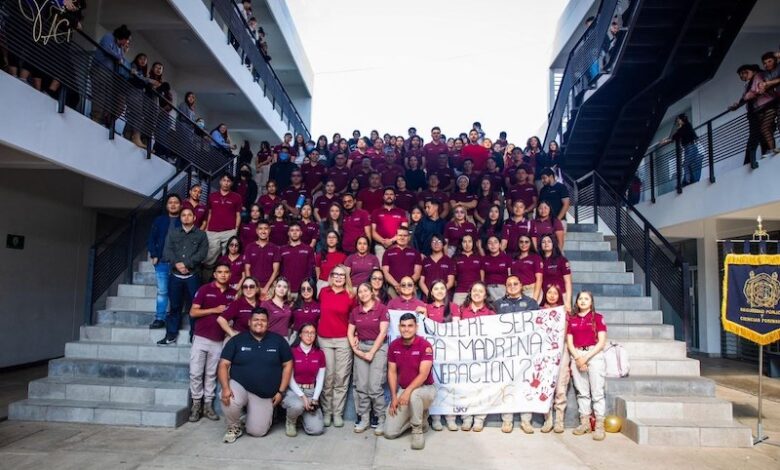 UMSNH, egresados
