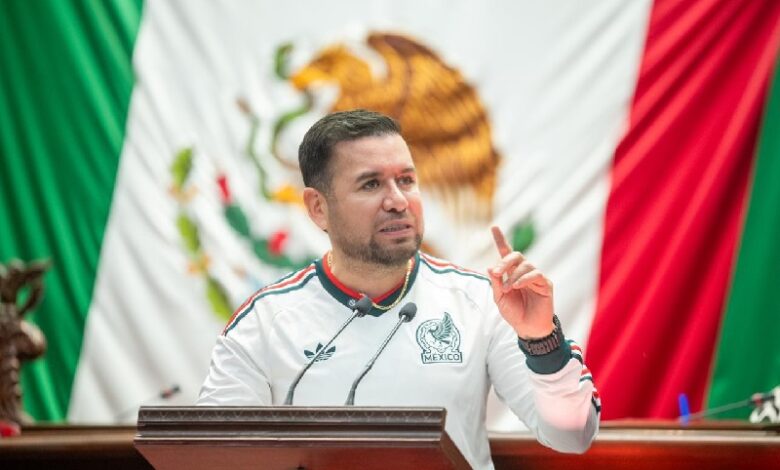 Reyes Galindo, Congreso de Michoacán
