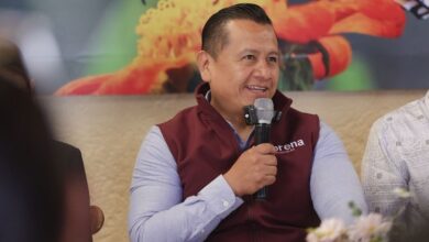 Carlos Torres Piña en Zitácuaro