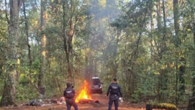 Campamento destruido