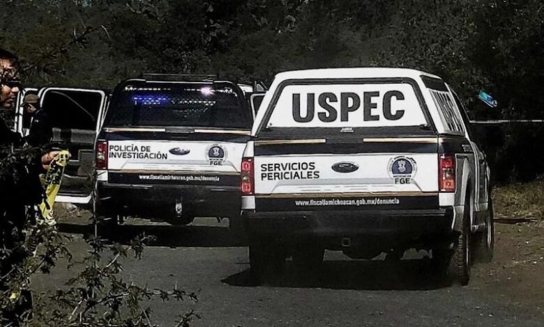 Camionetas de la FGE de Michoacán