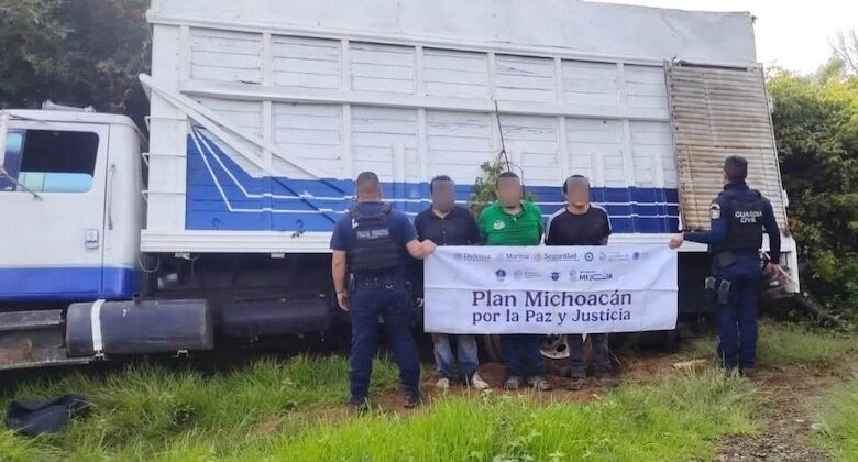 Tres detenidos