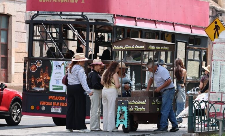Turistas en centro histórico
