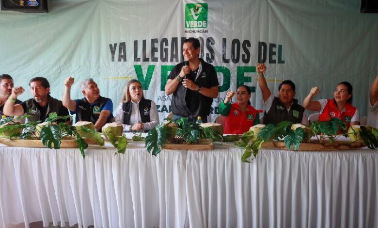 Ernesto Núñez ofrece discurso