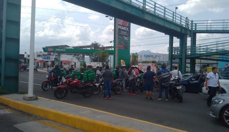 Bloqueo de repartidores en Morelia