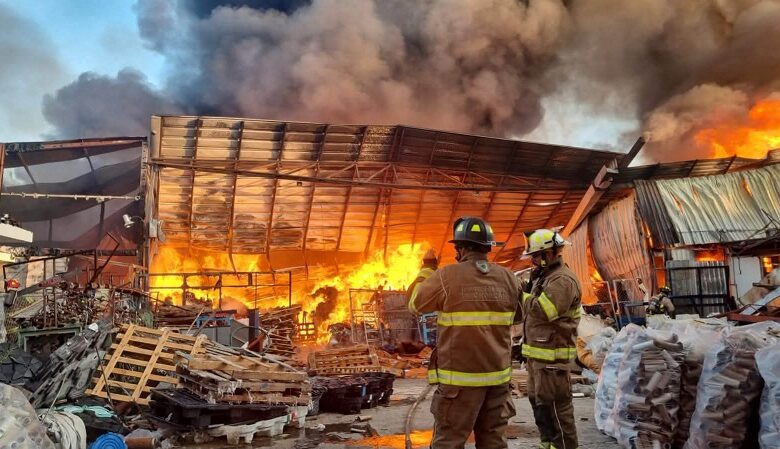 Incendio en bodega de Morelia