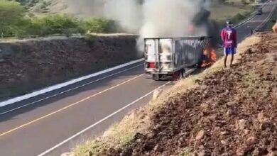 Cierre vial por incendio