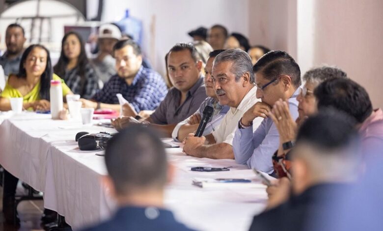 Raúl Morón encabeza reunión