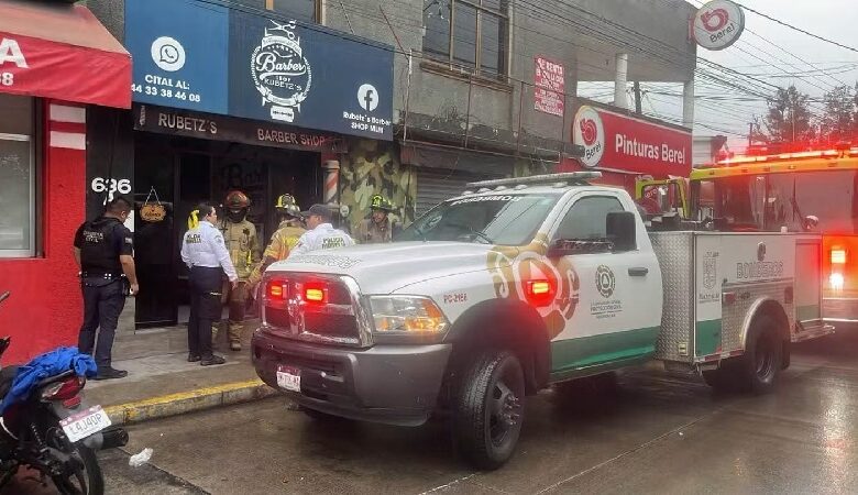 Se incendia barbería en Morelia